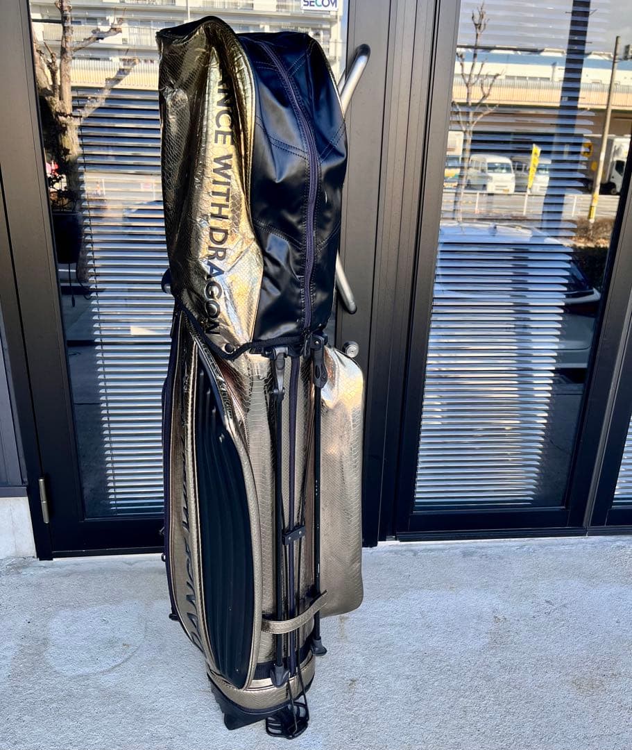 ダンスウィズドラゴン　スタンド式キャディーバッグ