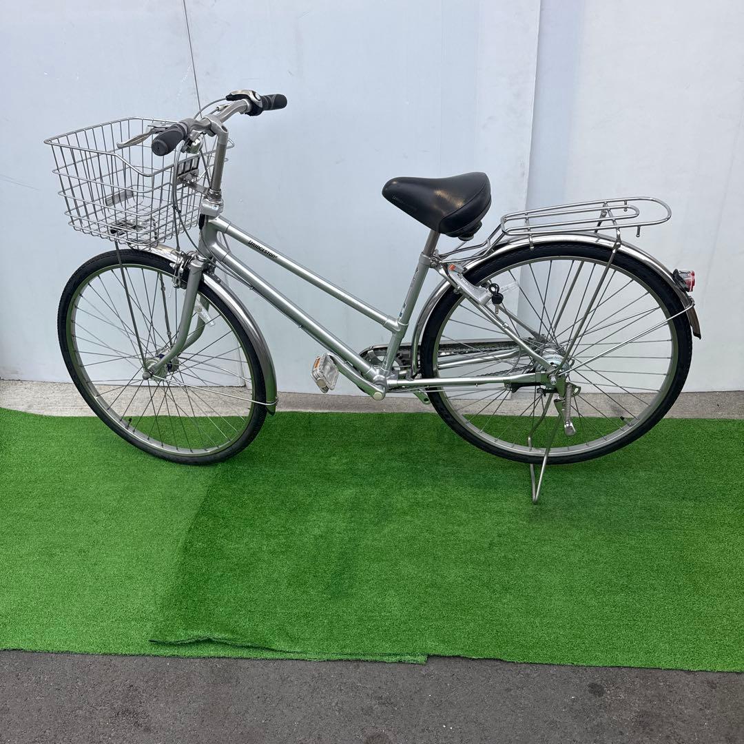 ブリヂストン 自転車26インチ 内3速 シルバー【引き取り限定】