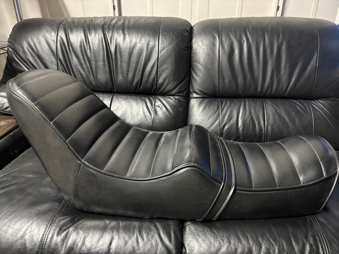 GS400シート チョビ三段