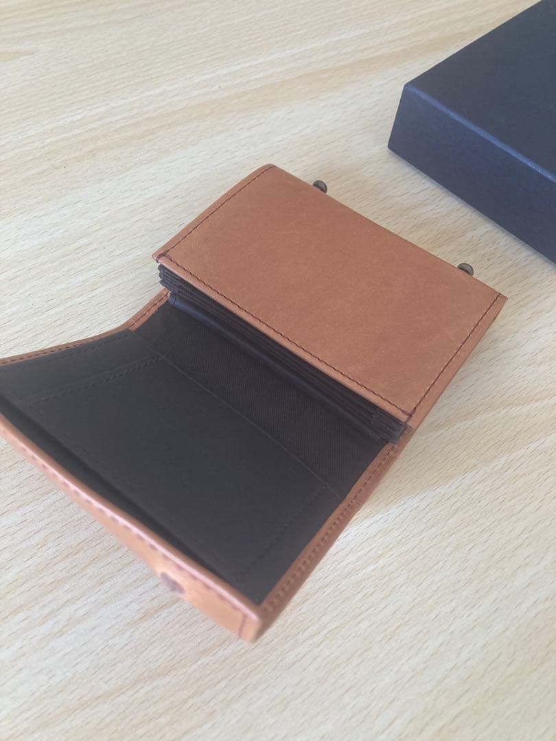 エムピウ　m+　ミッレフォッリエⅡ　ブスケット　コニャック　新品未使用