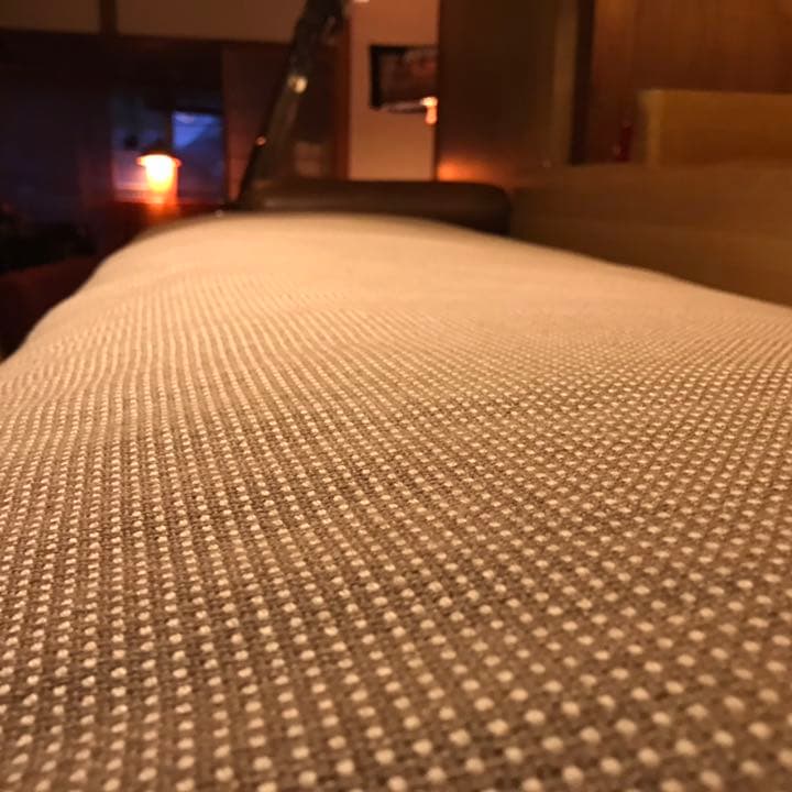 カリモク クッションWT5633