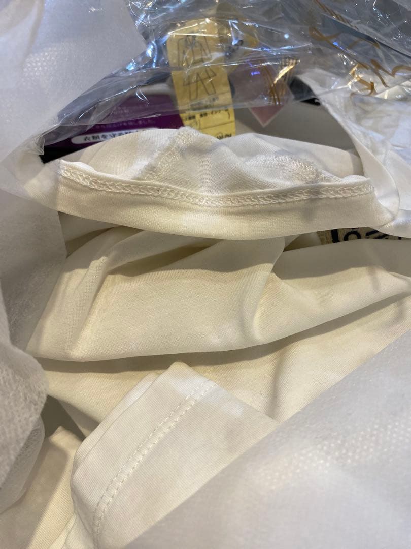 モンクレールTシャツ　双子ワッペン　ダブルワッペン　クリーニング済み