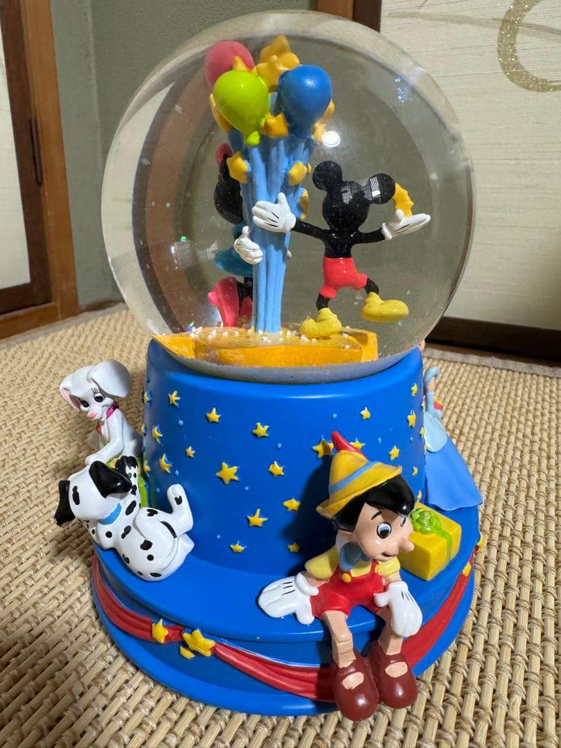ディズニー　スノードーム　100周年　オルゴール　星に願いを　アメリカ限定　レア