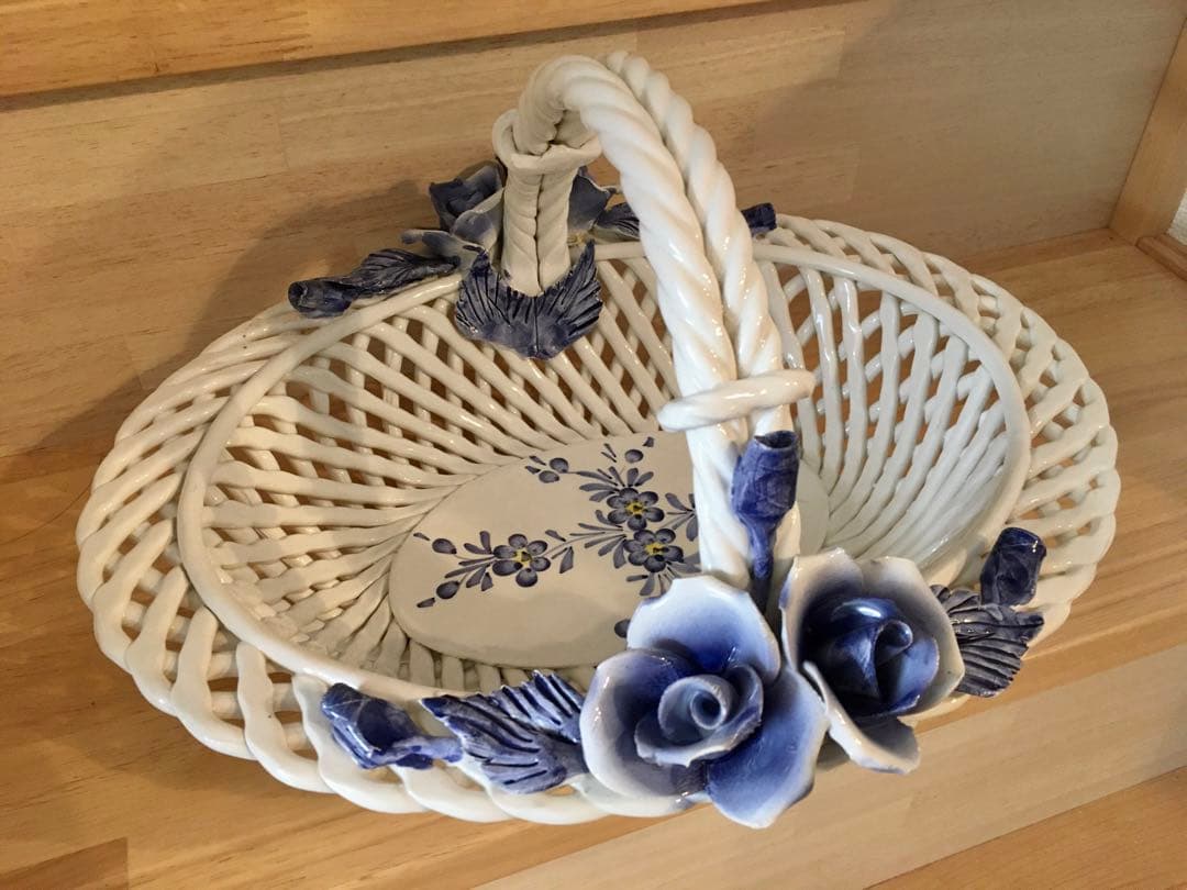 イタリア製　陶器製バラカゴ　ブルー　未使用　大