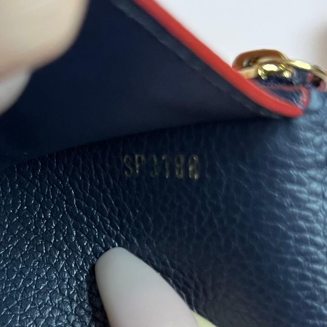 ルイヴィトン　ネイビー三つ折り財布　モノグラム　レディース