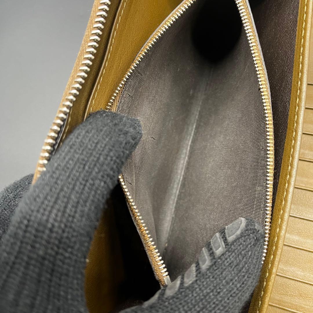 せ*ー様 入手困難/希少✨グッチ オーガナイザー ラウンドファスナー クロコダイ