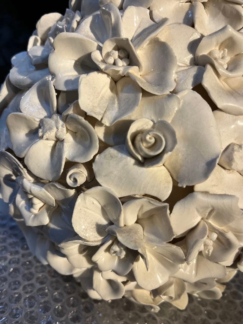 コンランショップ購入DESPOTS/デスポッツ 花びらフラワーベース ホワイト大