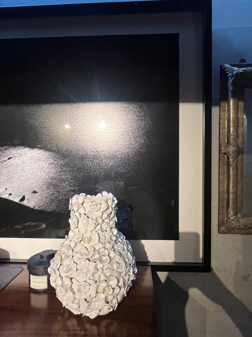 コンランショップ購入DESPOTS/デスポッツ 花びらフラワーベース ホワイト大