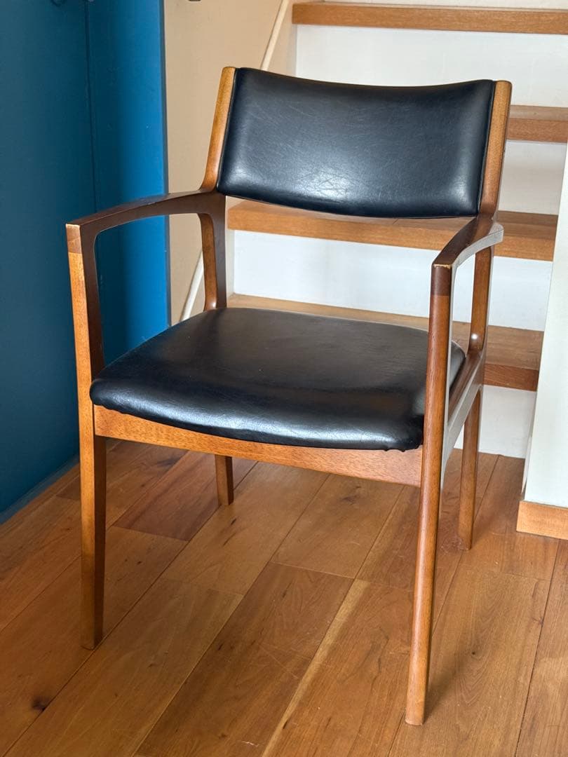 カリモク　60　 アームチェア　ダイニングチェア