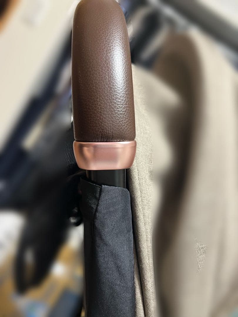 【美品】Combi Acbee plus AO ベビーカーB型　カップホルダー付