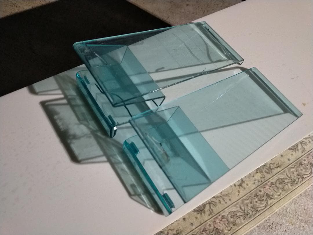 (引取り限定) 模型・フィギア☆アクリル ディスプレイ100☆展示☆コレクション