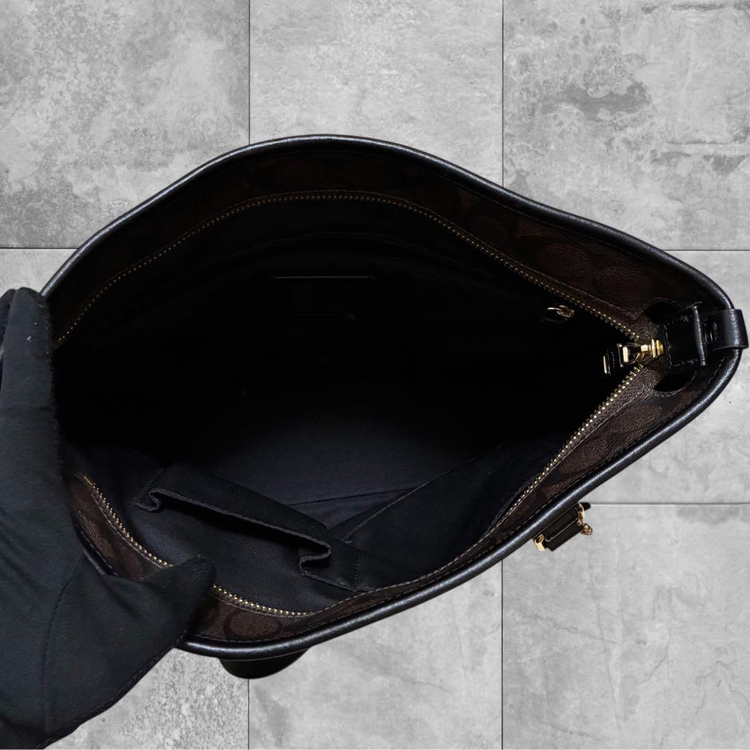 美品 COACH コーチ トートバッグ 肩掛け シグネチャー ビジネス 焦茶