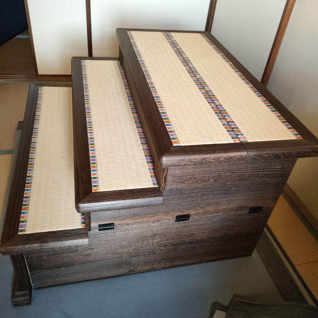 雛人形　雛人形三段飾り台　(未使用品)