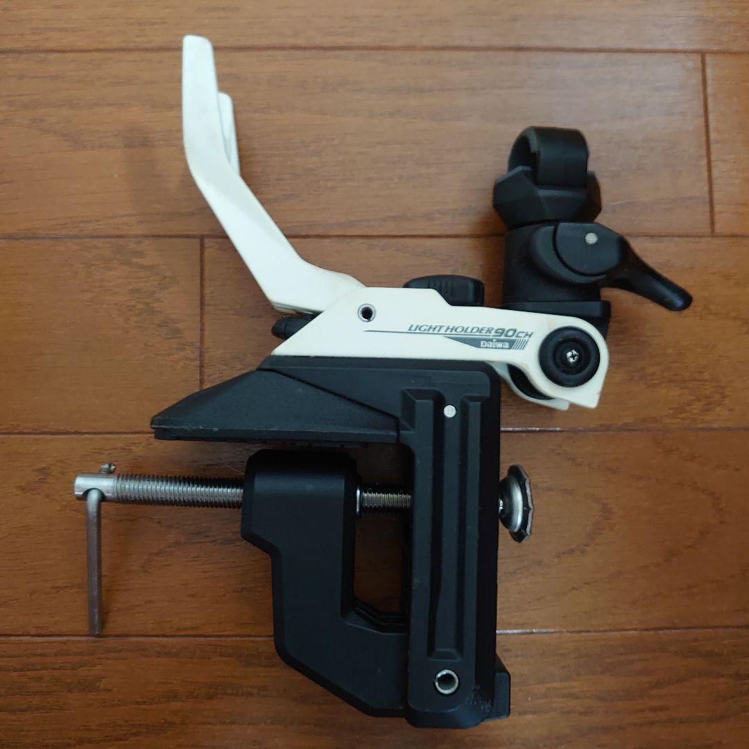 LIGHTNING 90X ダイワ　ライトホルダー