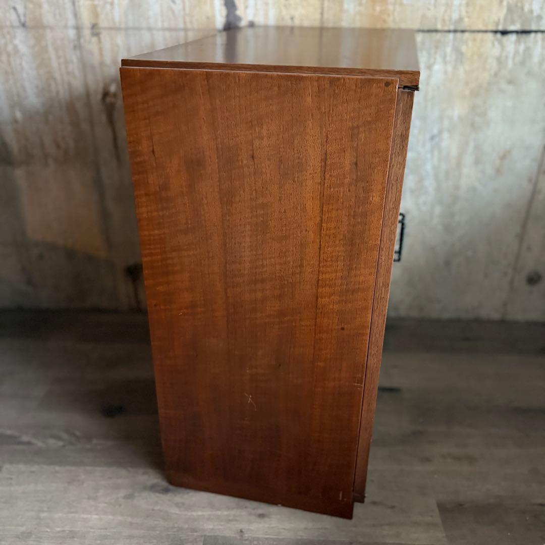 ヴィンテージ　レコードキャビネット　クラシック　約240枚収納可能