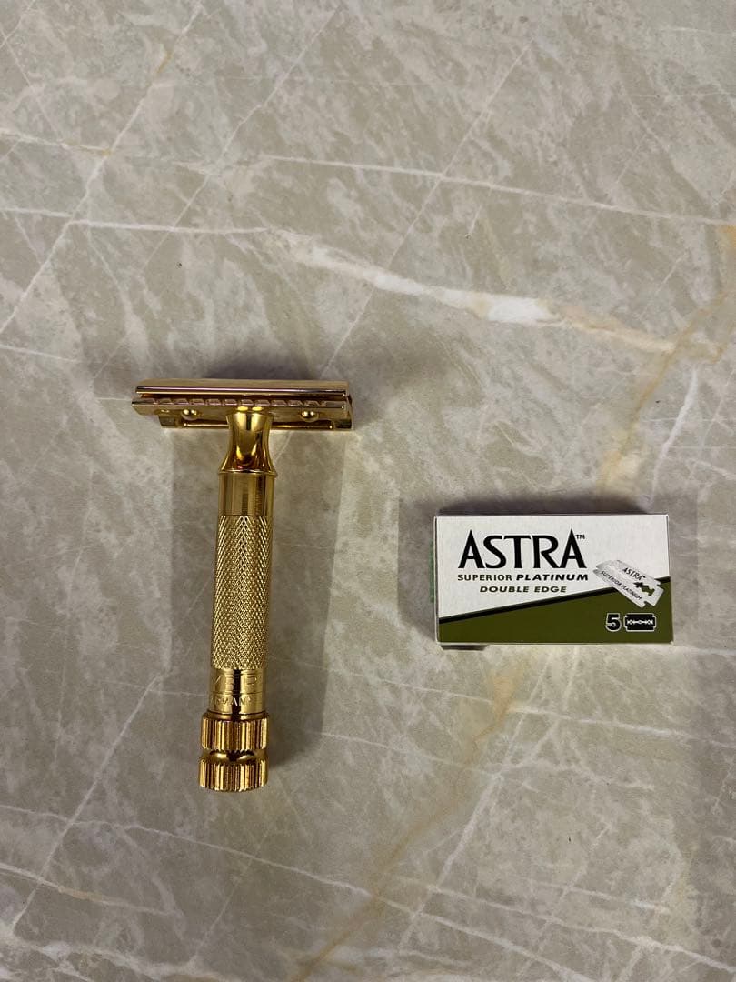 メルクール34g ゴールド