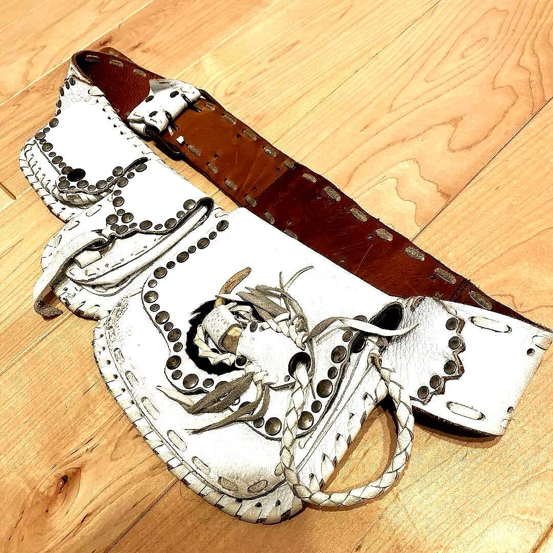ウエスタンベルト　ネイティブアメリカン　ヴィンテージ　個性的　レザーベルト　腰袋