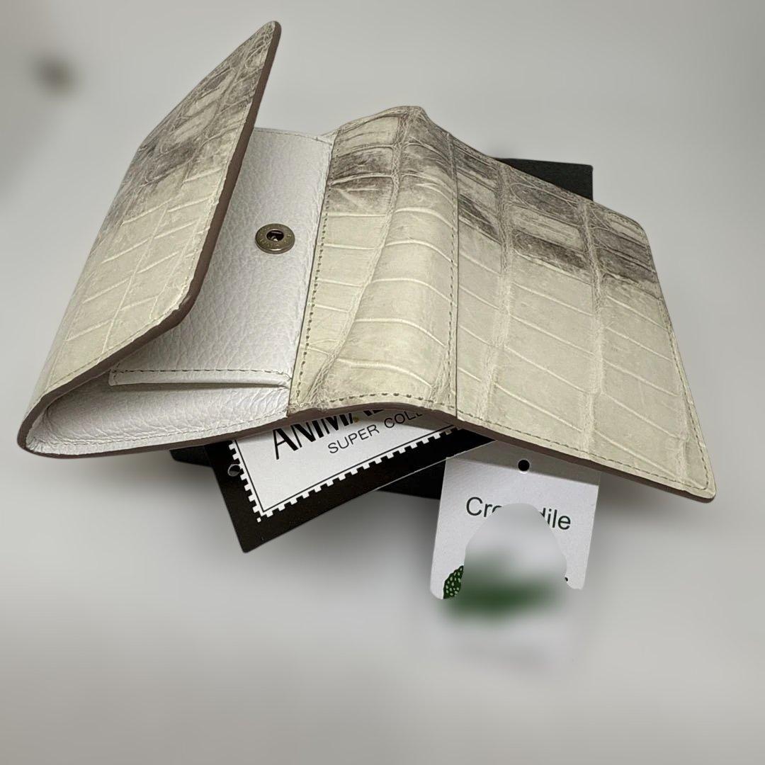 L. さん専用男女兼用クロコダイルレザー 二つ折り財布 ホワイト