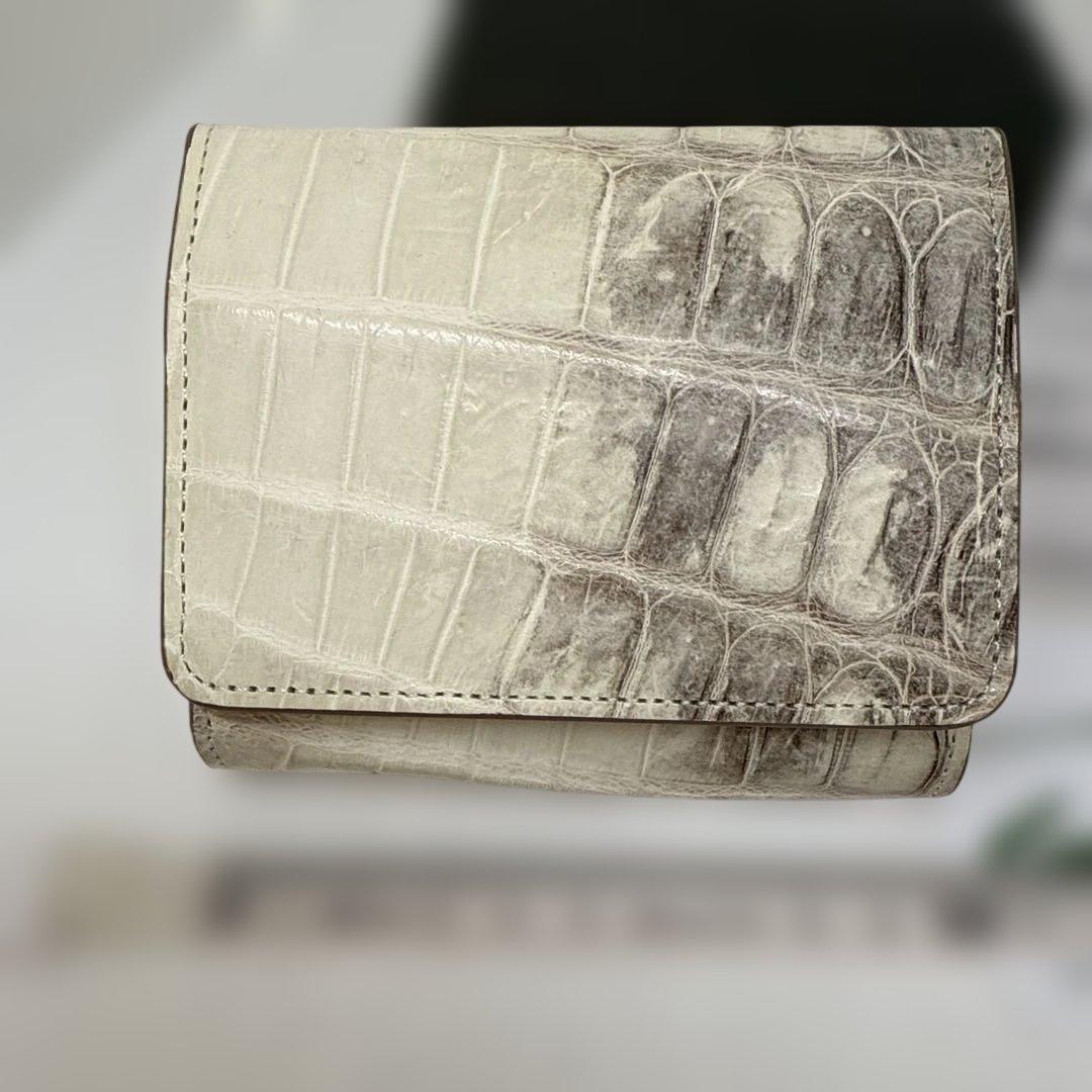 L. さん専用男女兼用クロコダイルレザー 二つ折り財布 ホワイト