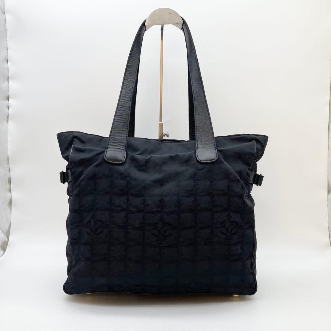 もこ CHANEL ブラック シャネル ニュートラベルライン トートバッグ