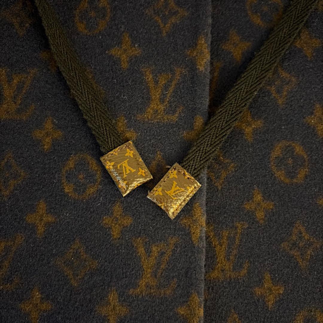 LOUIS VUITTON 34 モノグラム ロゴデザインコート