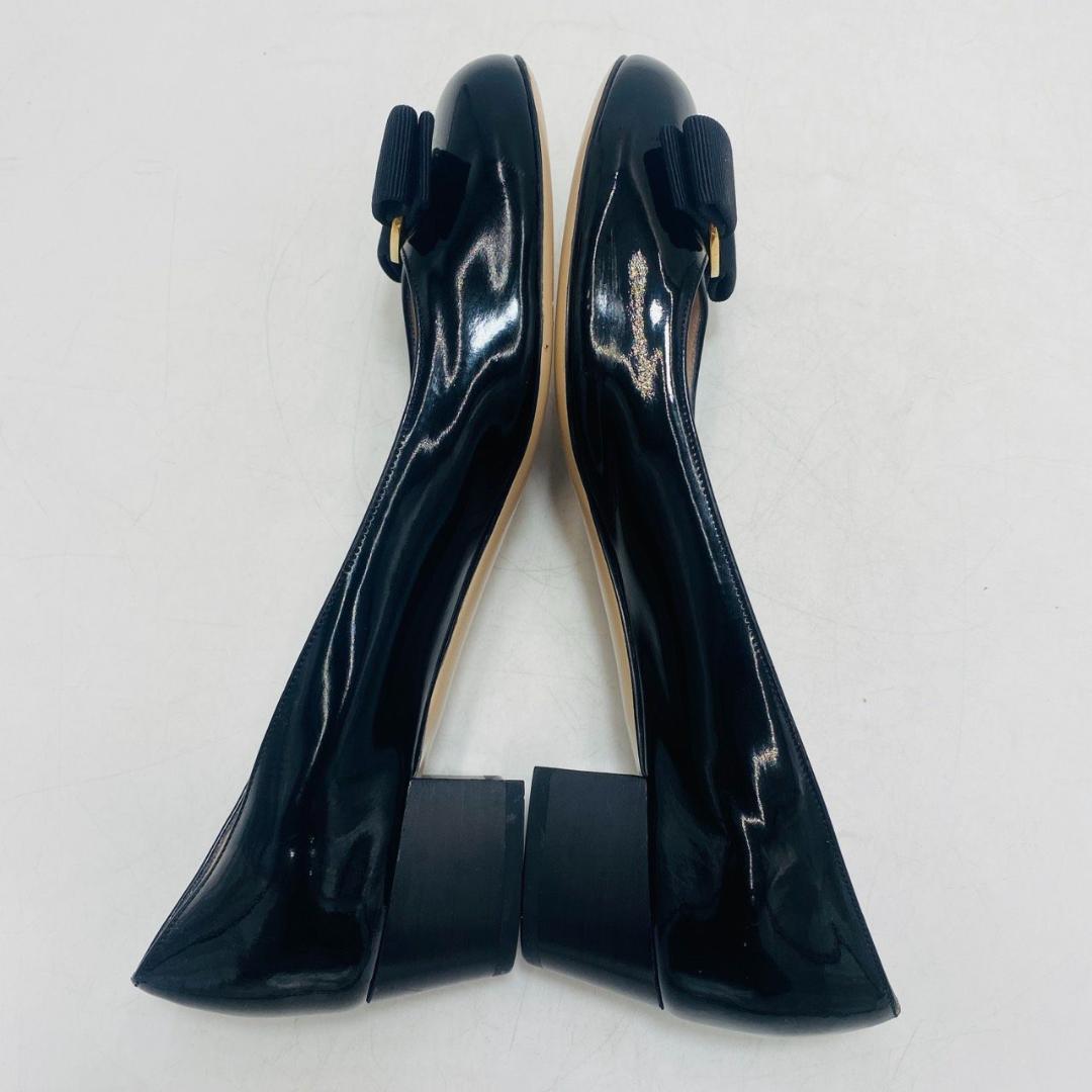 未使用級 サルヴァトーレフェラガモ　ヴァラリボンパンプス　エナメル　7　黒