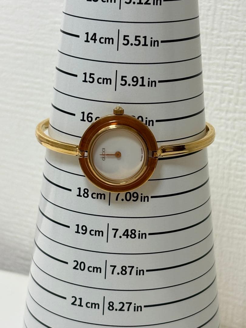 GUCCI チェンジベゼル バングルウォッチ アナログ腕時計・稼働品