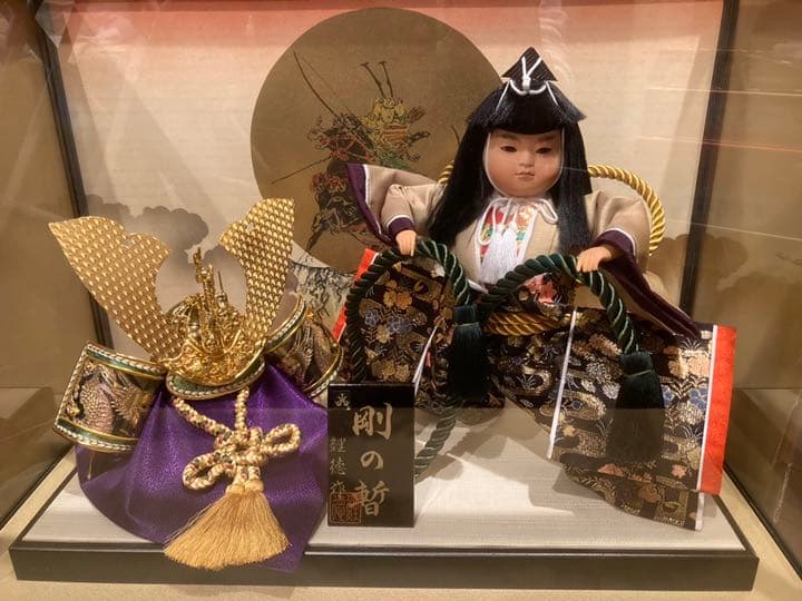 五月人形　（箱サイズ奥行き32横56縦40）