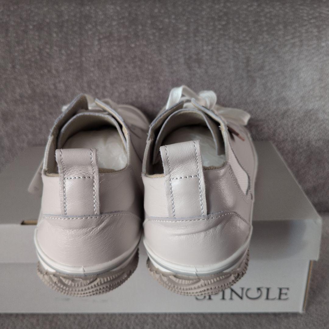 1/15お値下げ　スピングルムーブ　442 IVORY 37〜38　SS　新品