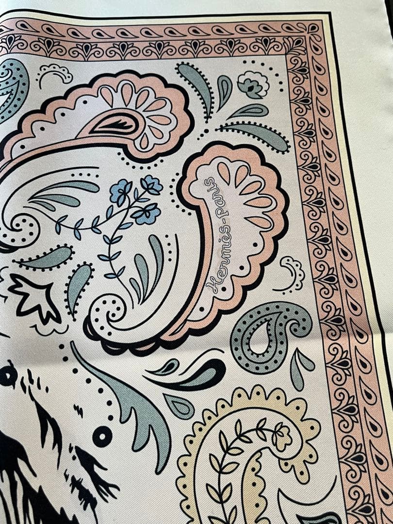 エルメス　現行品　ダブルフェイス　カレ　チーター　美品