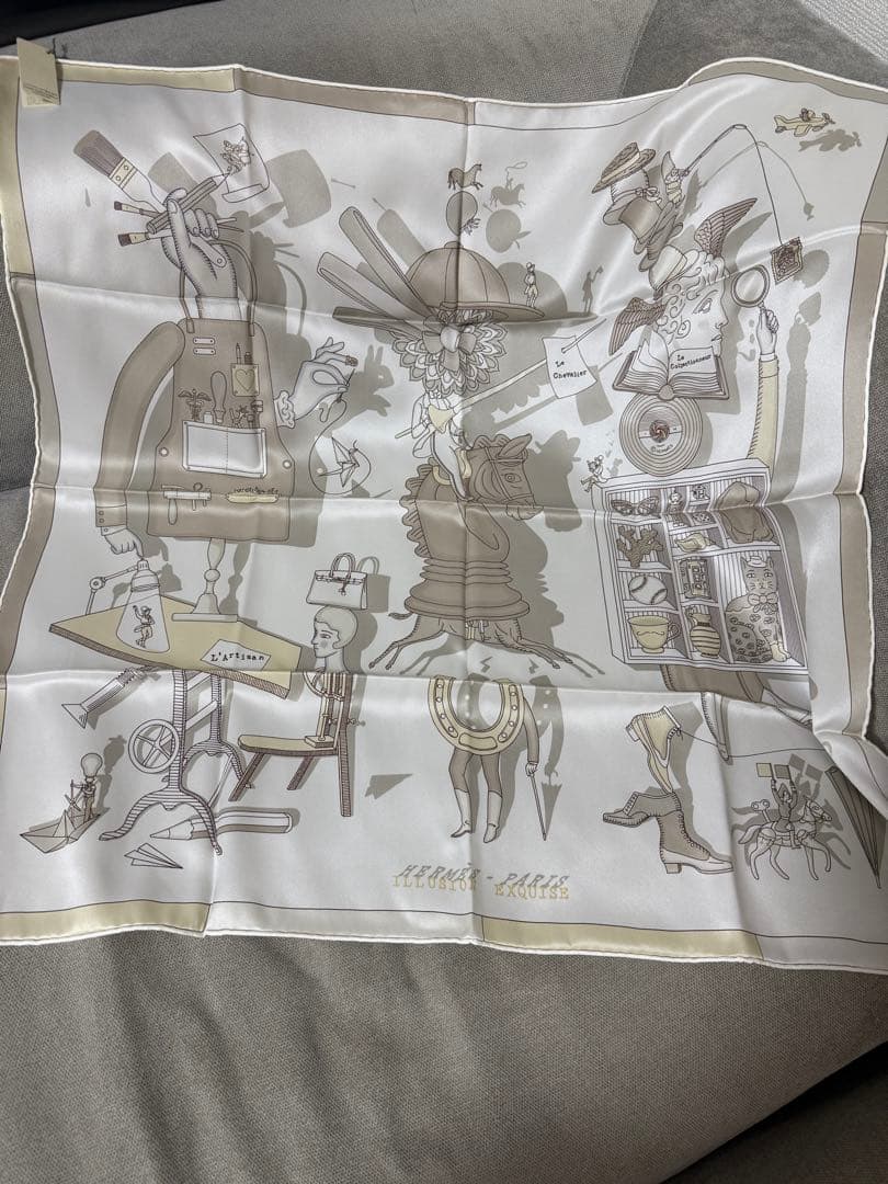 値下げ！新品未使用　エルメス　カレ 70 《華麗なるイリュージョン》　超希少