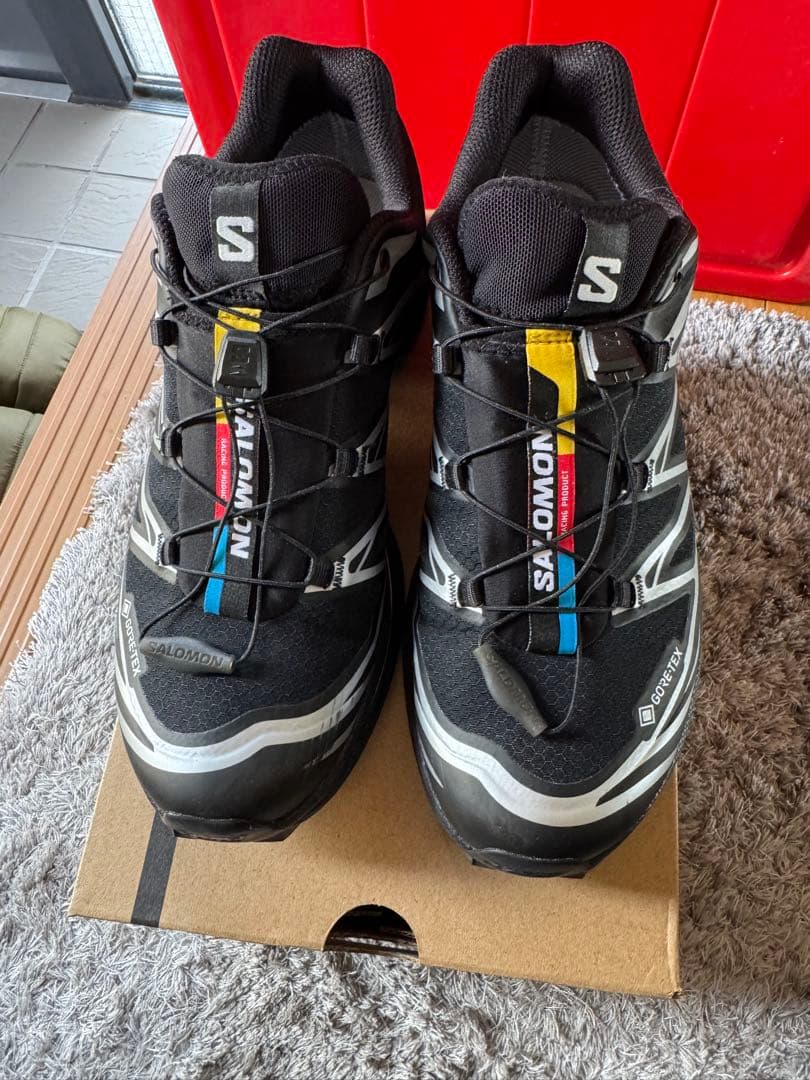 SALOMON GORE-TEX ブラック トレイルスニーカー