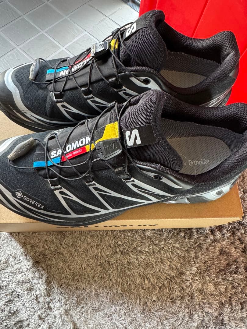 SALOMON GORE-TEX ブラック トレイルスニーカー