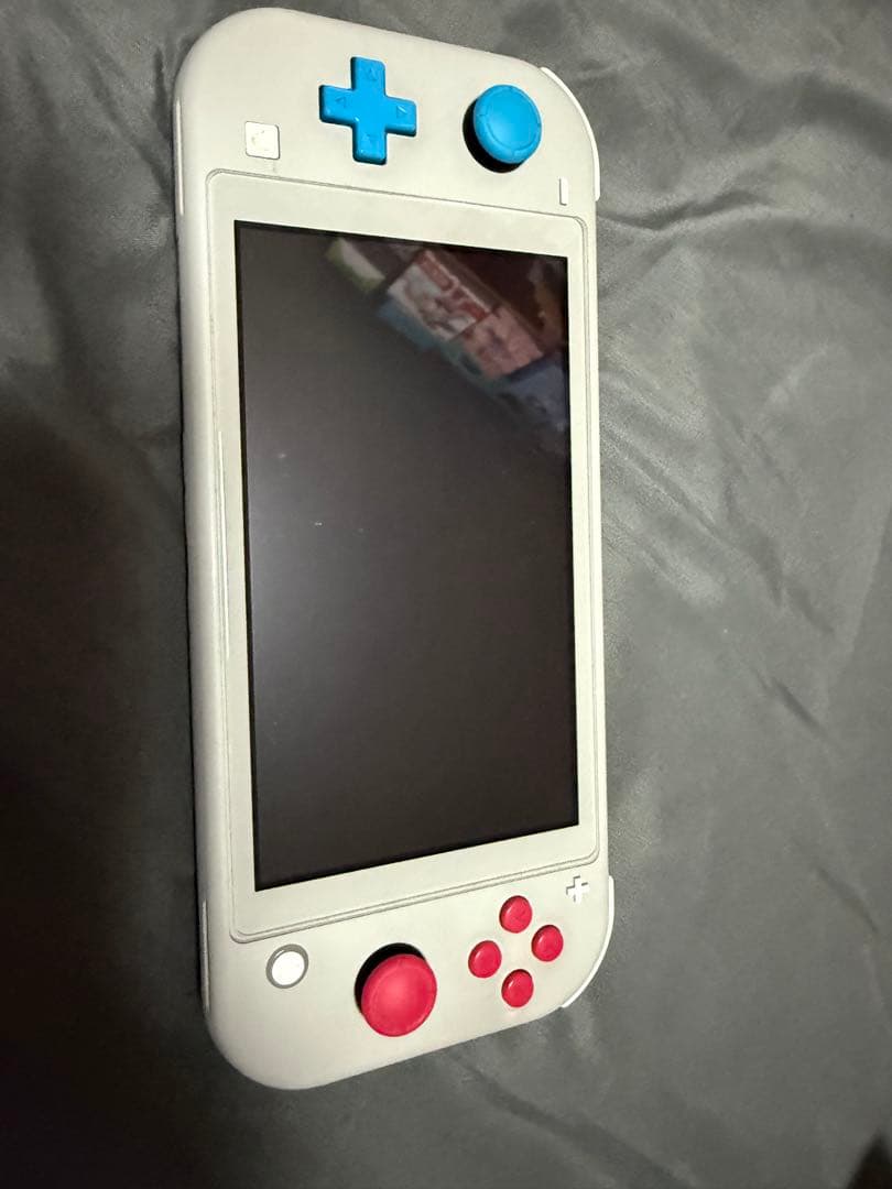 Nintendo Switch Lite ポケモンデザイン　ケース付き