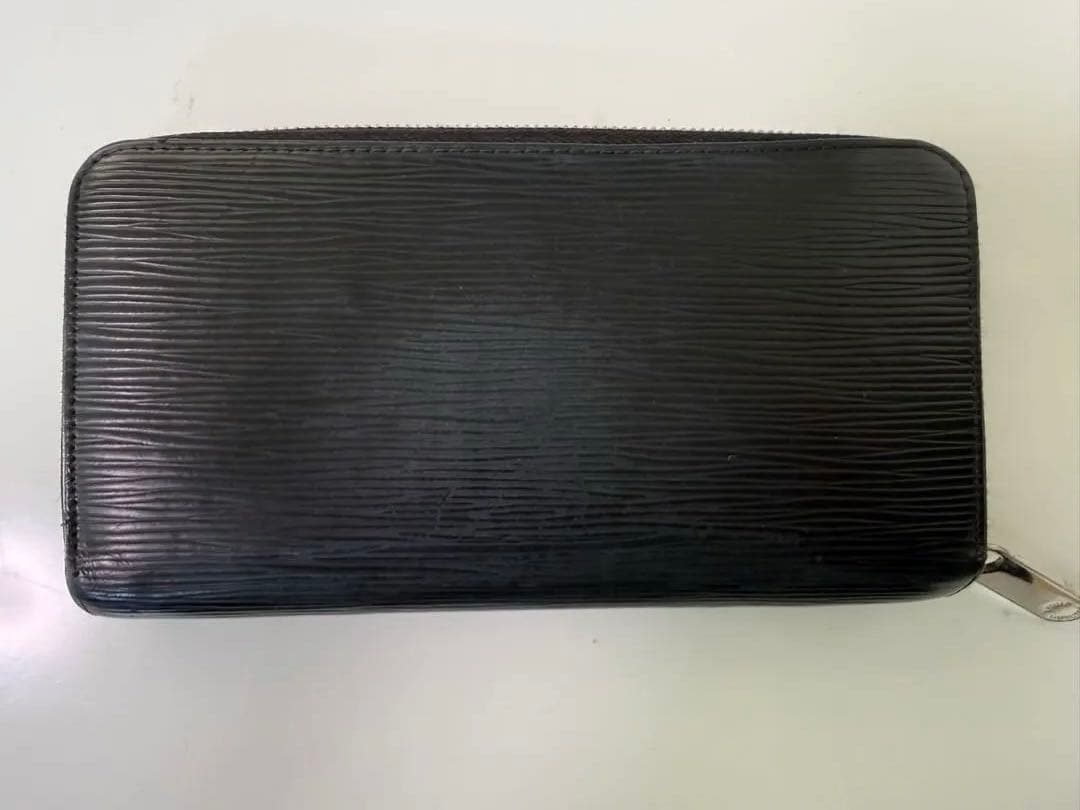 ルイヴィトン　エピ　ブラック長財布　箱・袋付き