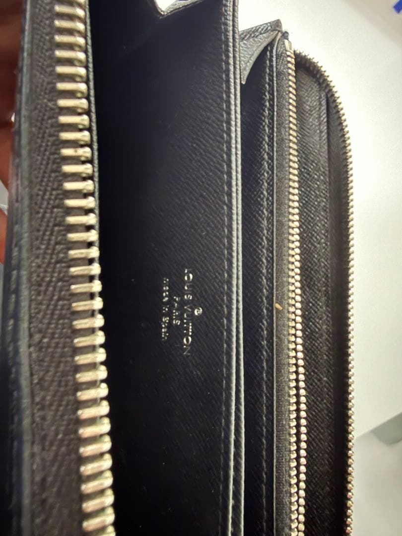 ルイヴィトン　エピ　ブラック長財布　箱・袋付き