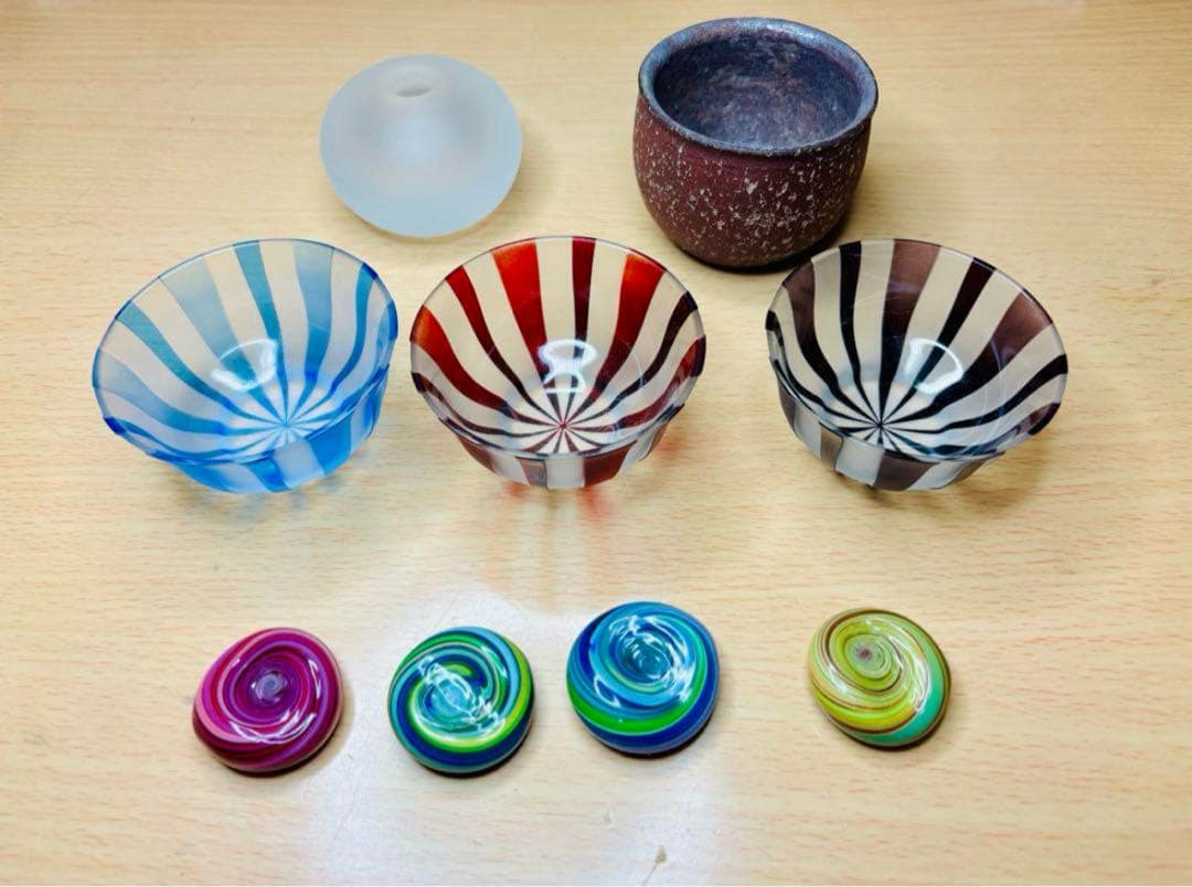 ガラスぐい呑み3腕　ガラス一輪挿し　陶器ぐい呑み　箸置き４つ