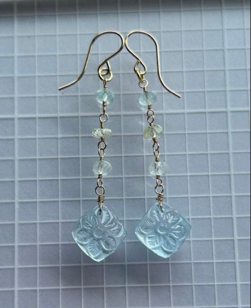 専用❣️宝石質ブルートパーズ　ルースカービング＆ベリルのピアス他　14kgf