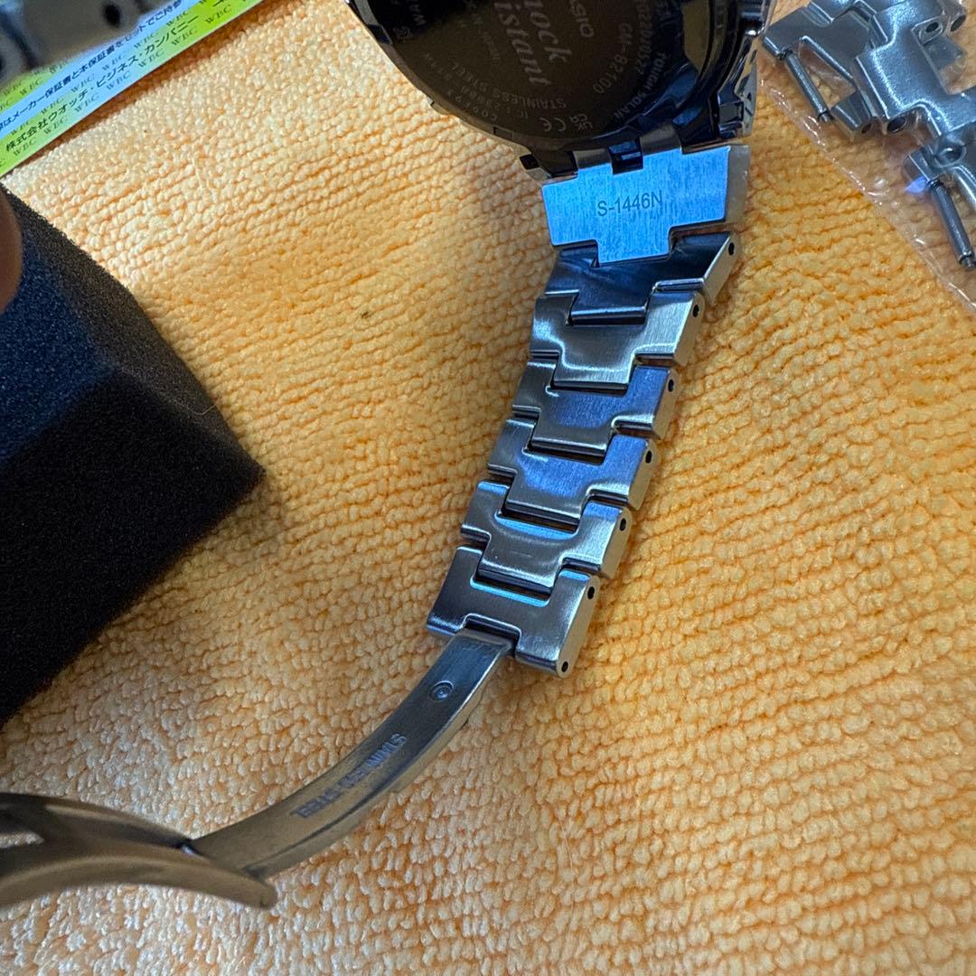 G-SHOCK GM-B2100 シルバー