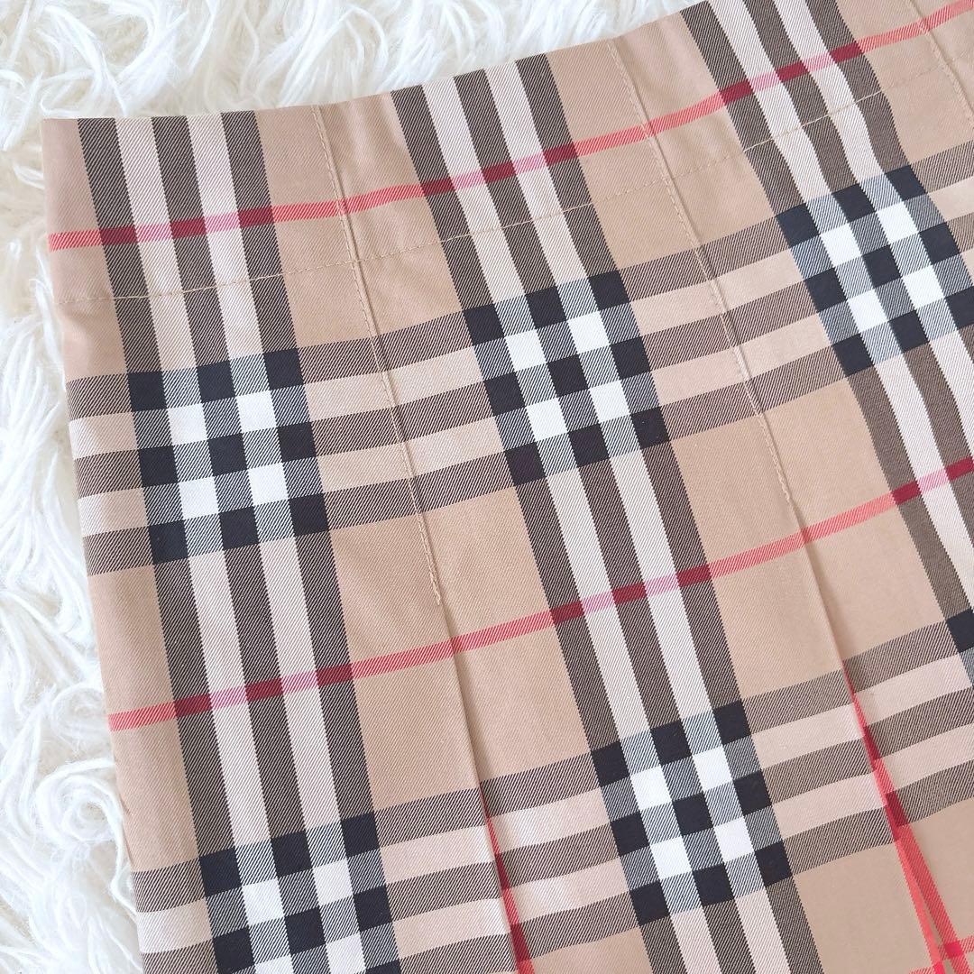 美品⭐︎バーバリー　ノバチェック　プリーツスカート　160 S〜M