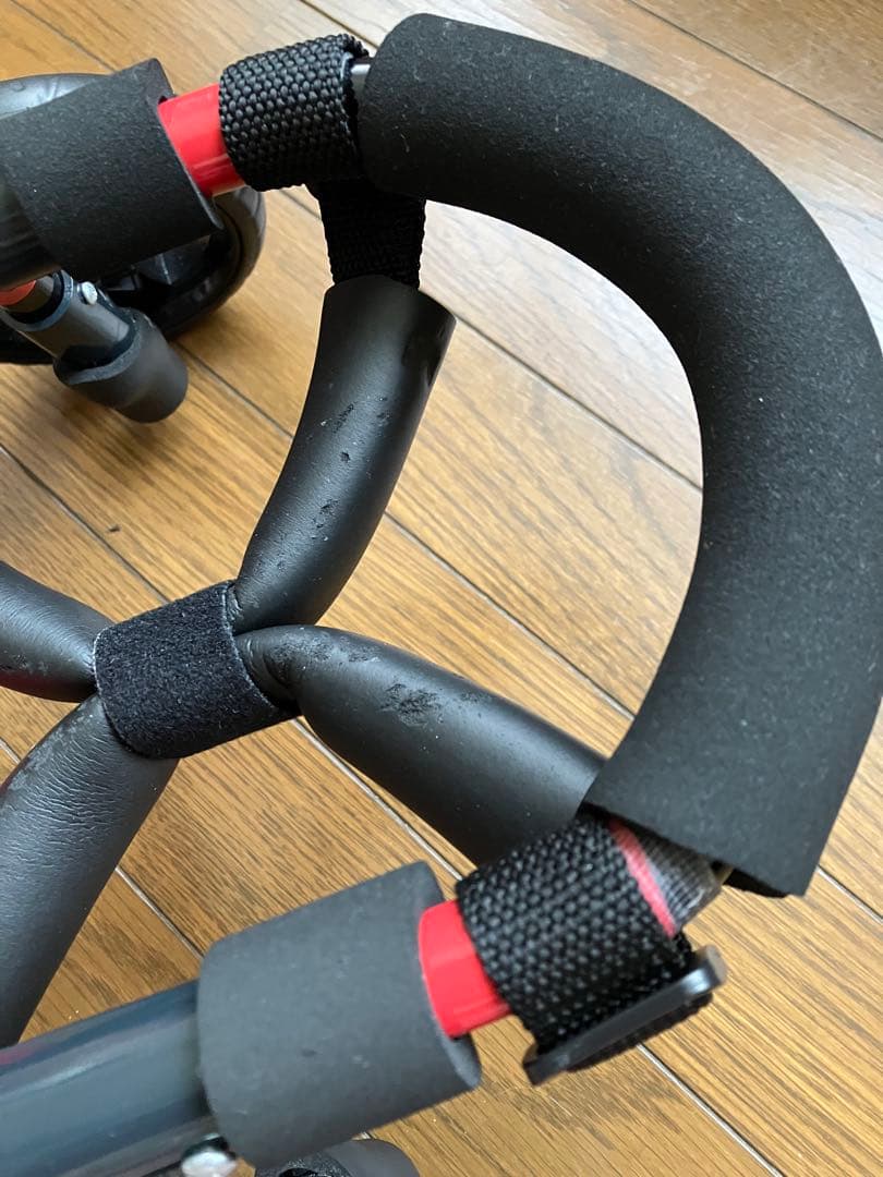 中古♡ワンちゃん4輪　リハビリ　食事補助　犬用車椅子　体制維持　犬の歩行器