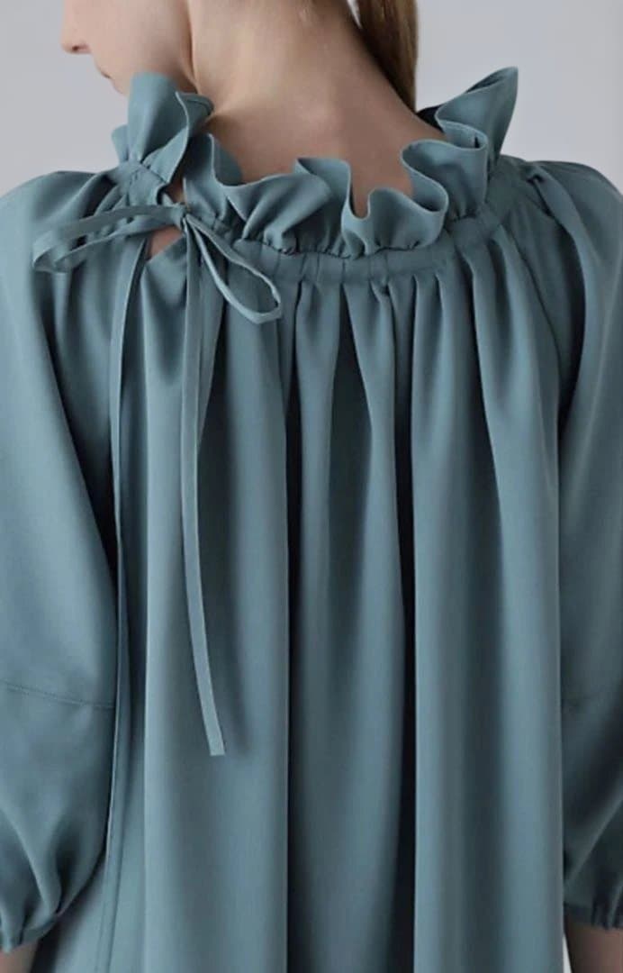 ADORE アドーア ギャザーフリル ワンピース ベージュ 38 日本製