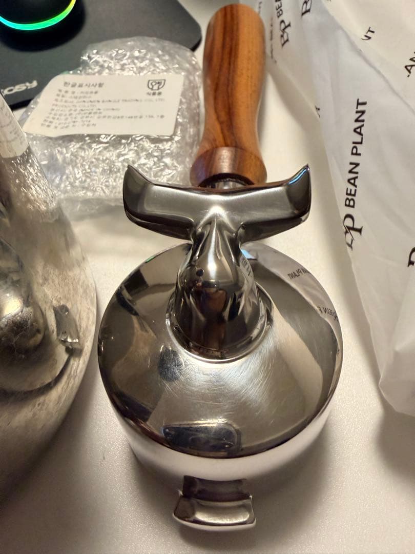 SALE De’Longhiエスプレッソメーカー デディカ アルテ EC885J