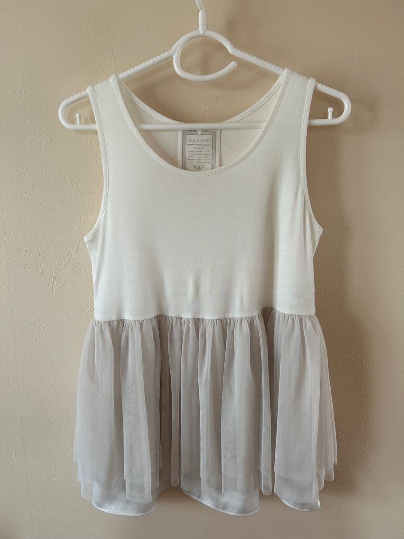 ビアズリー　《重ね着に》チュチュタンク　ホワイト