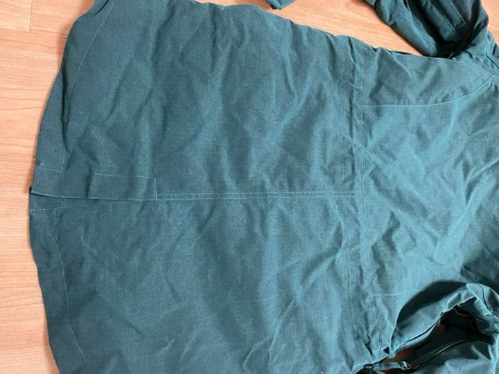 BURTON レディーススノーウェア