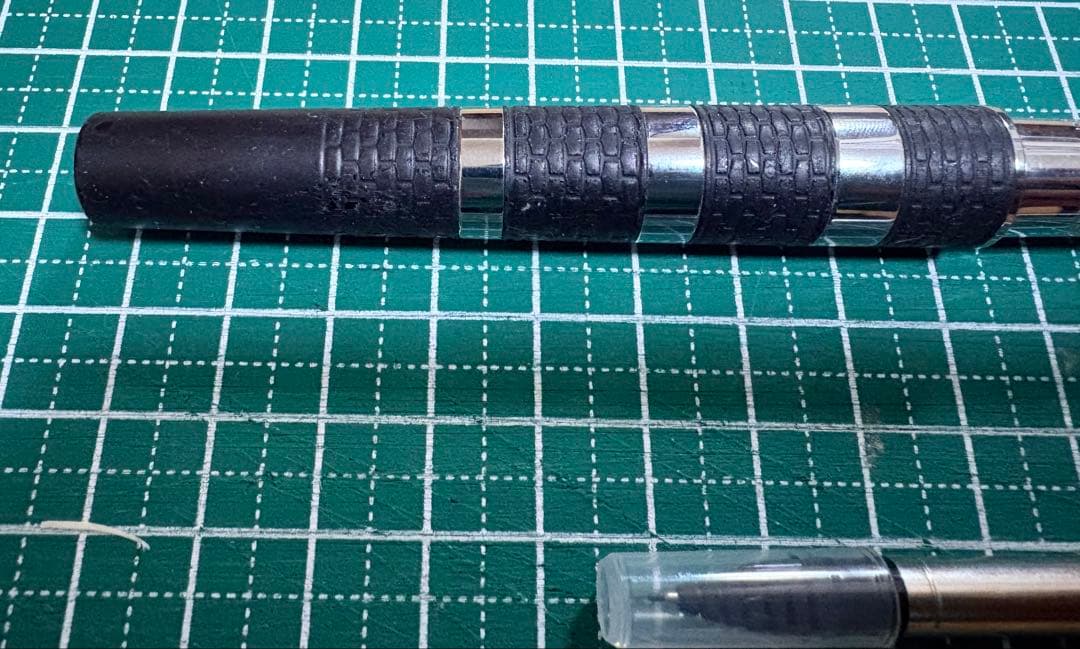 【匿名配送】【入手困難】Parker 5thペン 本体 黒シルバーリング