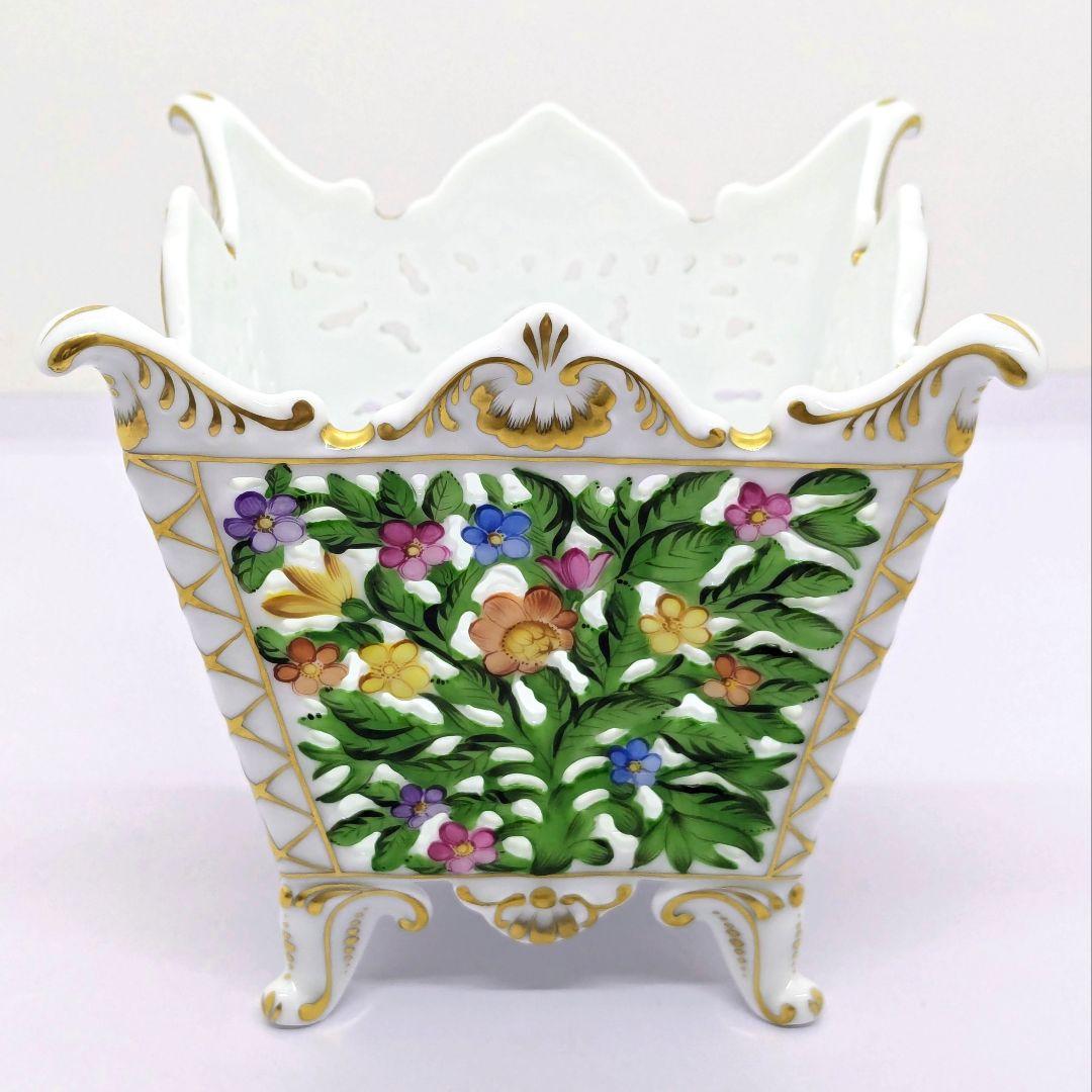 ケースつき ヘレンド 透かし彫り 鉢カバー 手描き 磁器製