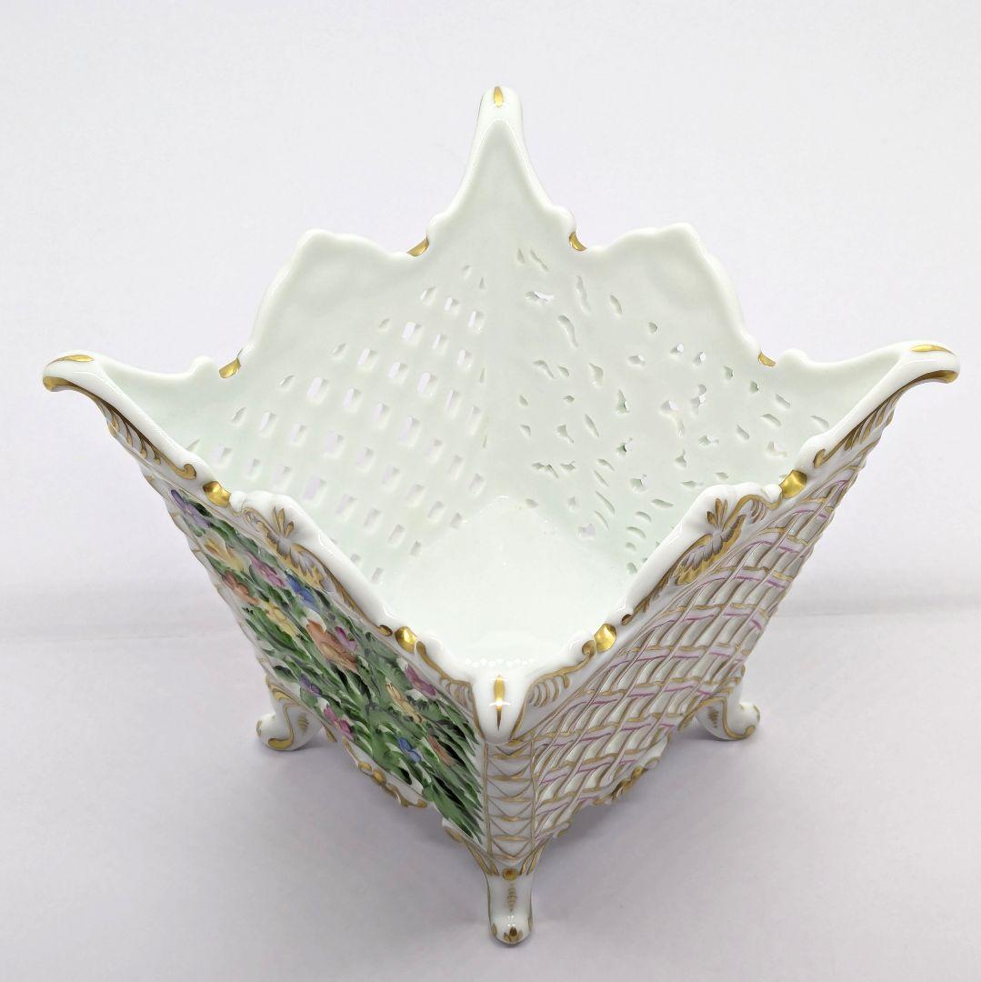 ケースつき ヘレンド 透かし彫り 鉢カバー 手描き 磁器製