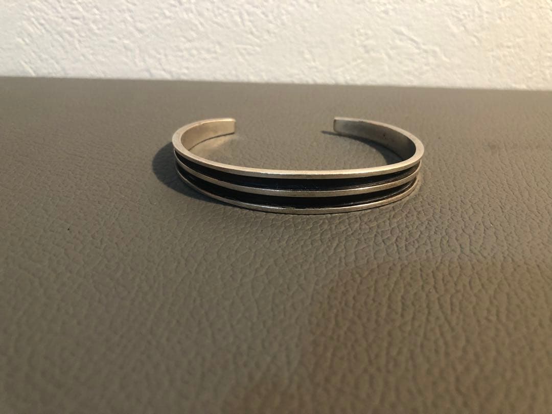 トムホーク　バングル　tom hawkインディアンジュエリー　シルバー