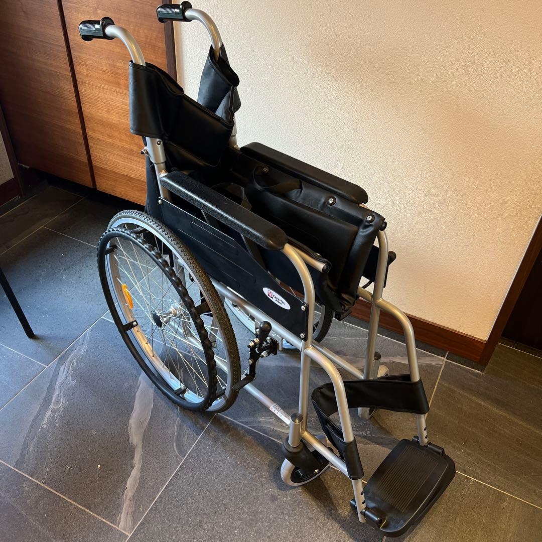 自走用車椅子 アルミ製 黒